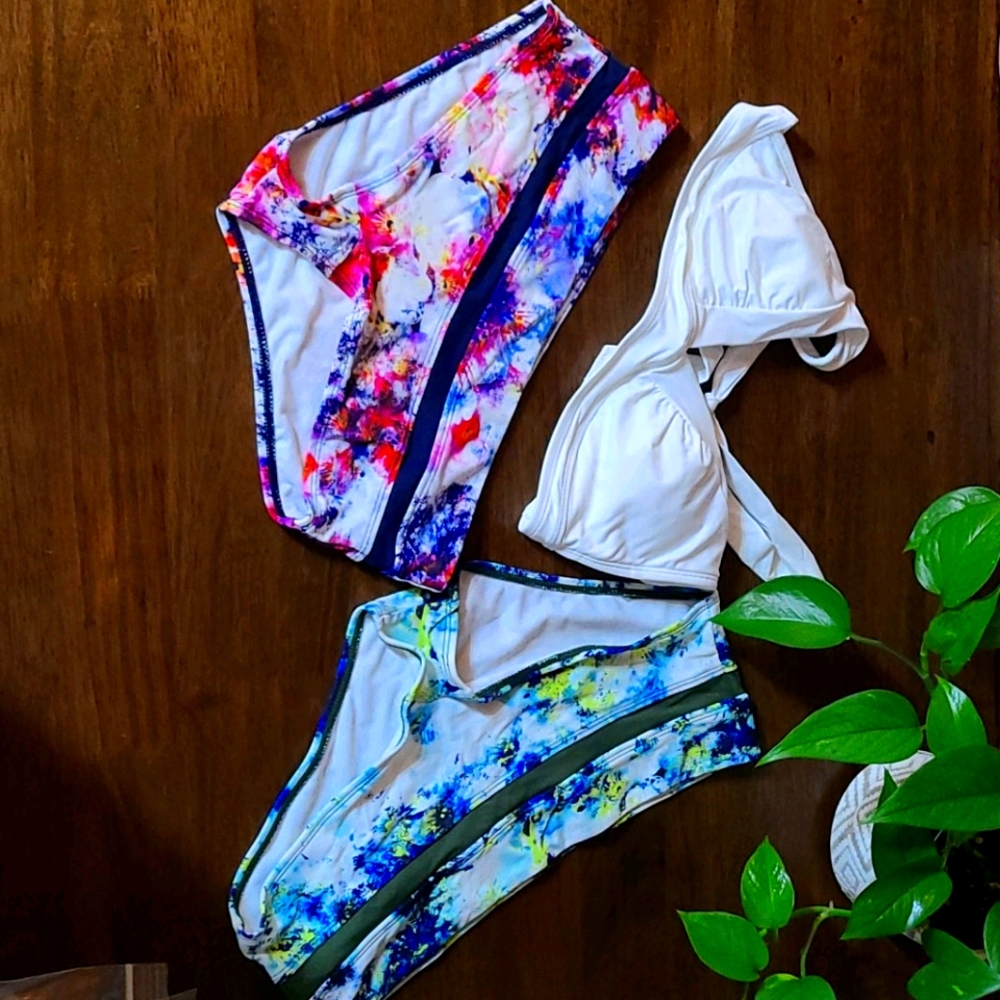 Athleta Bikini 2x Bottoms Included.